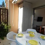 Coin Nuit Avec Terrasse Et Parking Privatif A - Fr-1-251-900 * Bormes-les-Mimosas