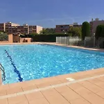 Coin Nuit Avec Terrasse Et Parking Privatif A - Fr-1-251-900 Apartman *